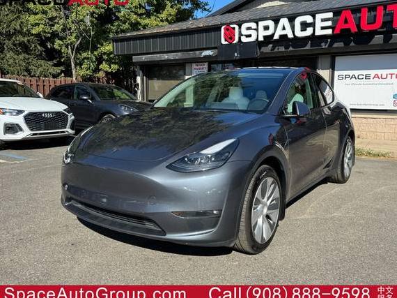 TESLA MODEL Y 2023 7SAYGDEE5PF702792 image